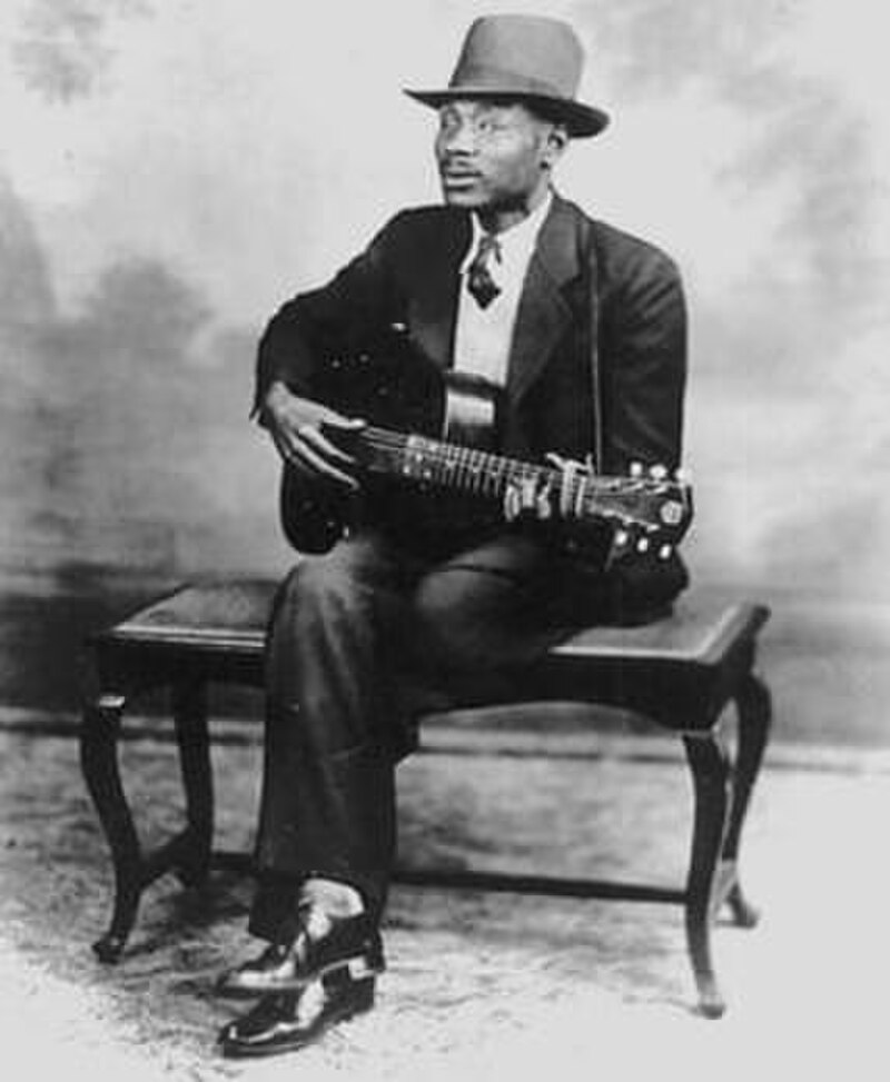 Blind Boy Fuller - East Coast Piedmont Style