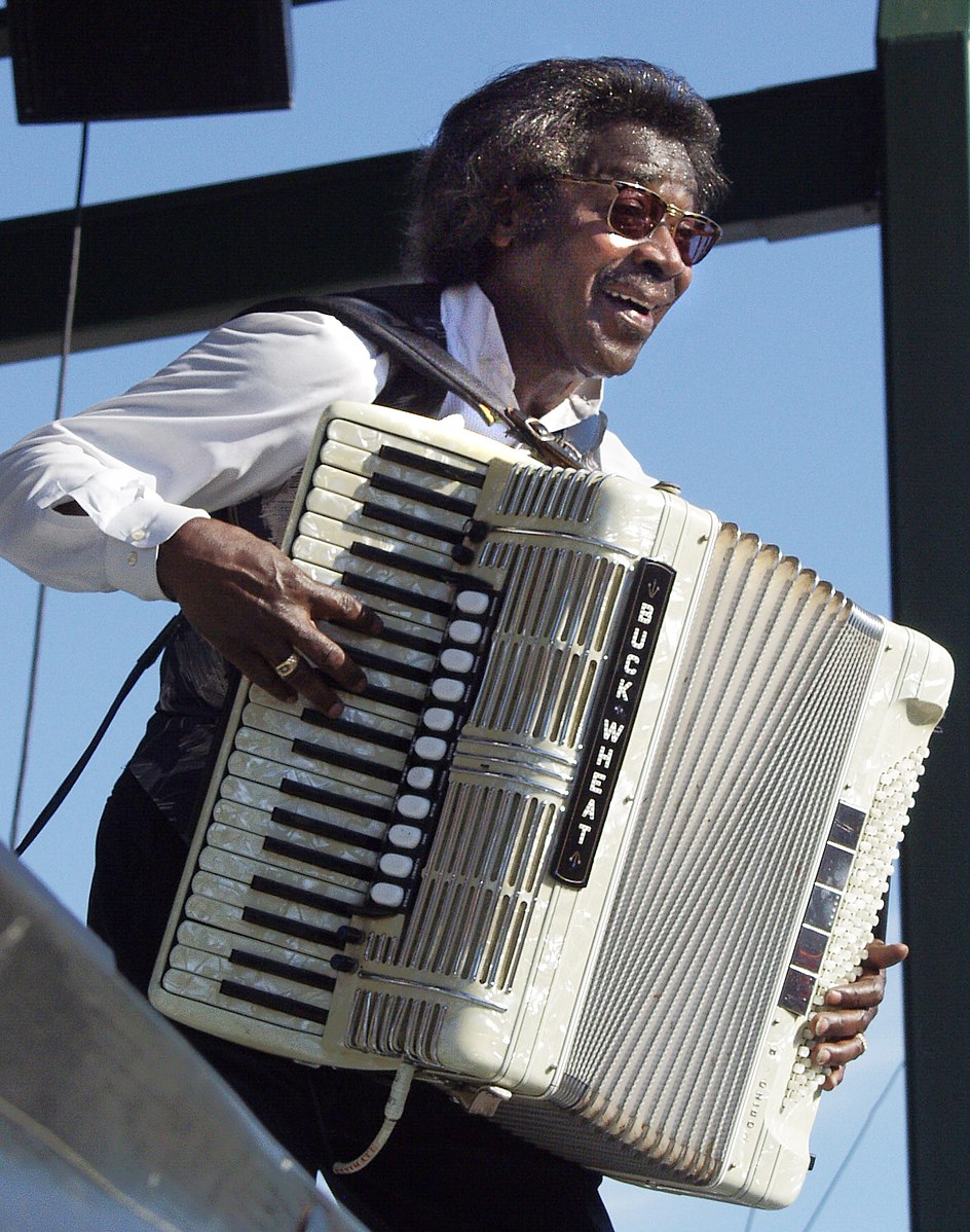 Buckwheat Zydeco - Let the Good Times Roll: Essential Recordings