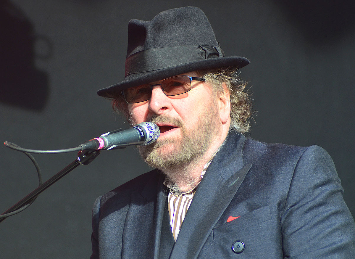 Chas Hodges