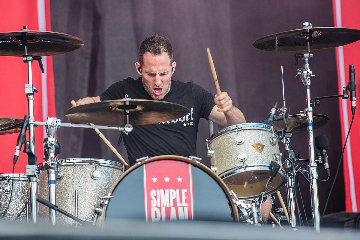 Chuck Comeau