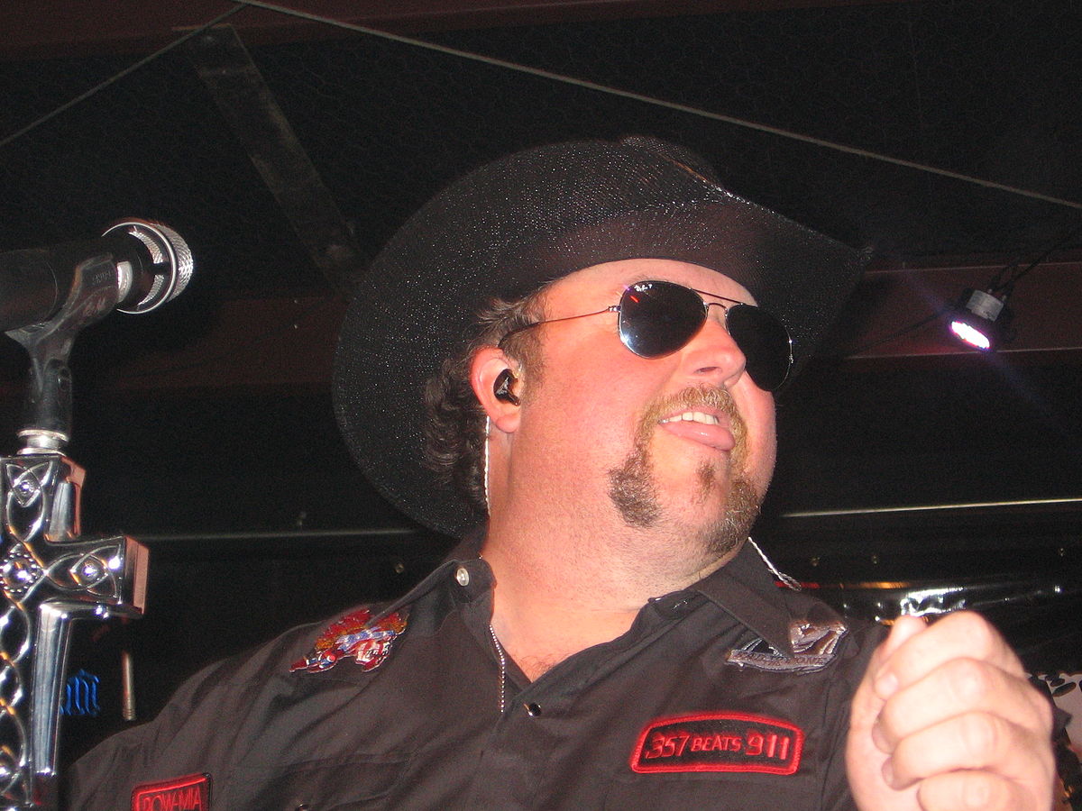 Colt Ford - Halfway to Heaven [Enhanced Edition]