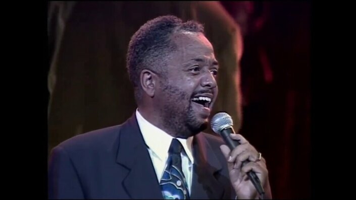 Daryl Coley and Donald Lawrence & the Tri-City Singers - When Sunday Comes