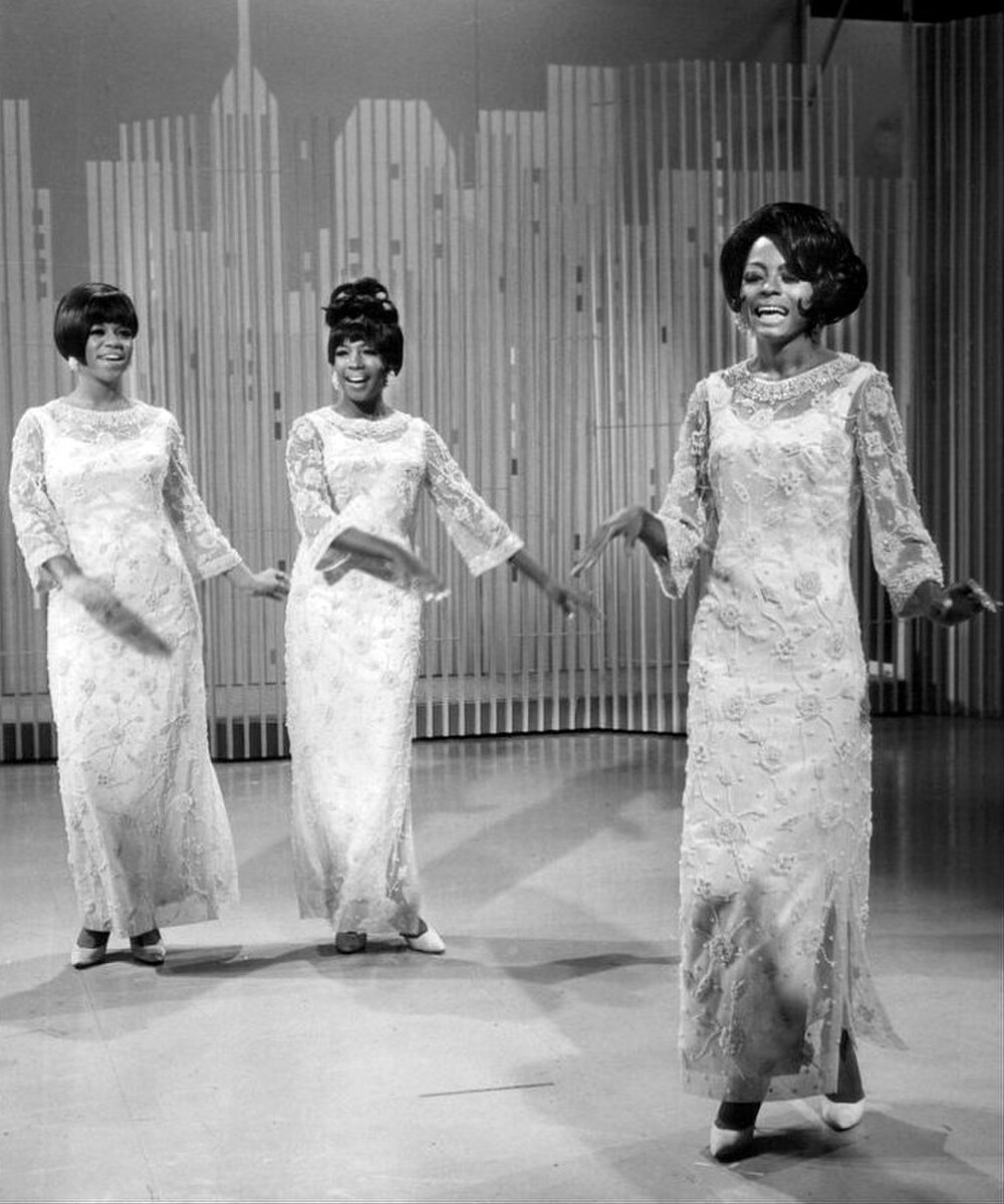 Diana Ross & the Supremes - Captured Live on Stage!