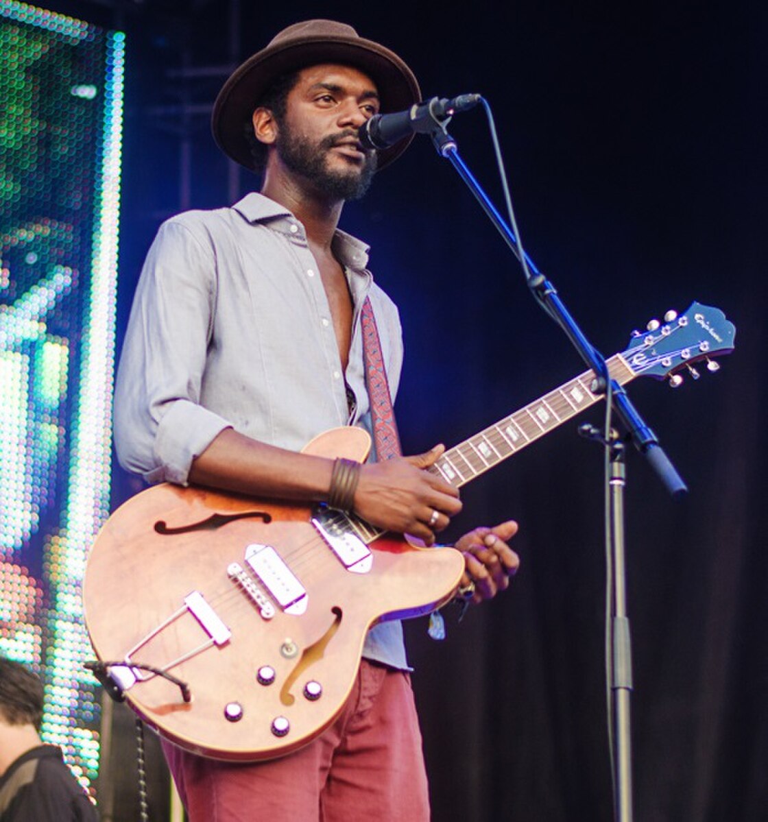 Gary Clark Jr. and Sir Sly - Citizen