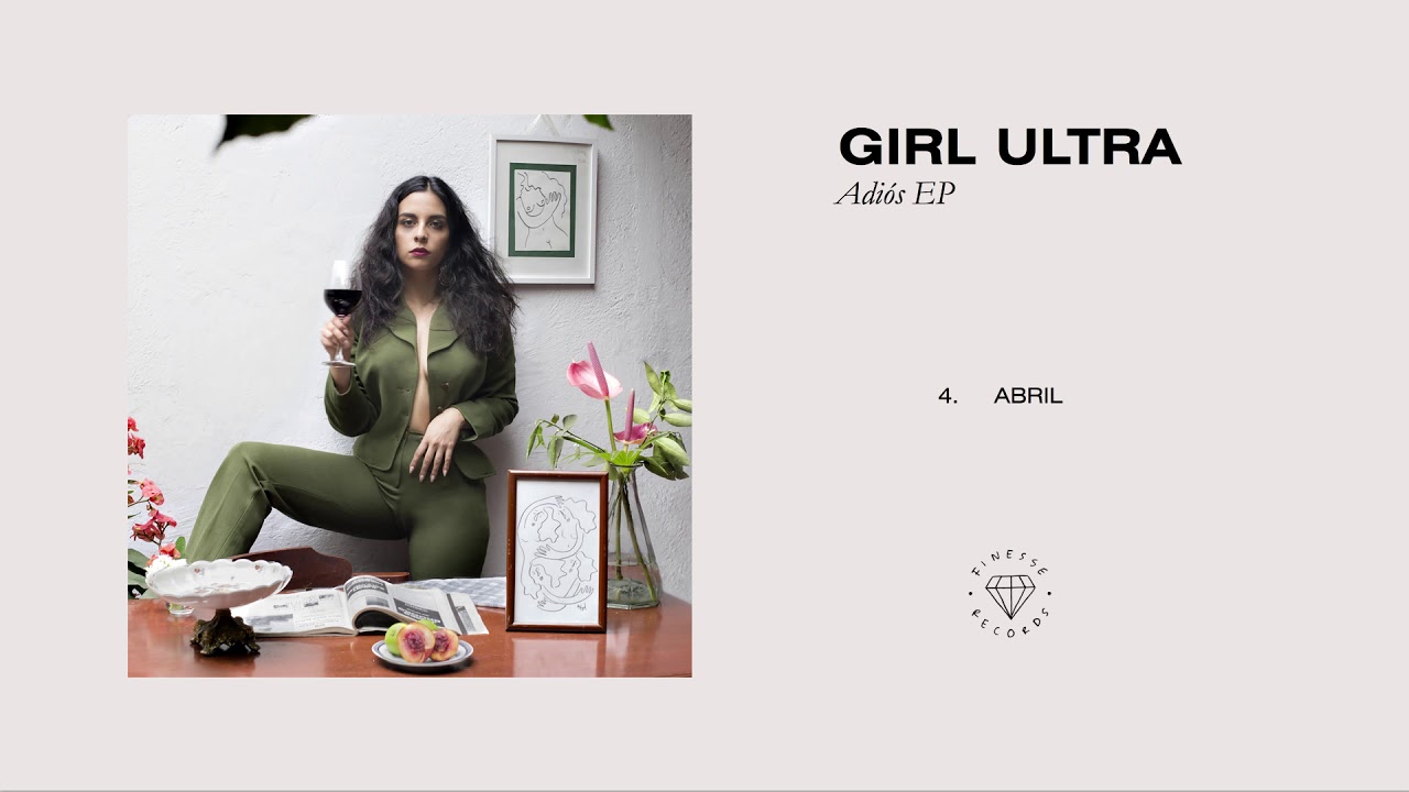 Girl Ultra - Abril