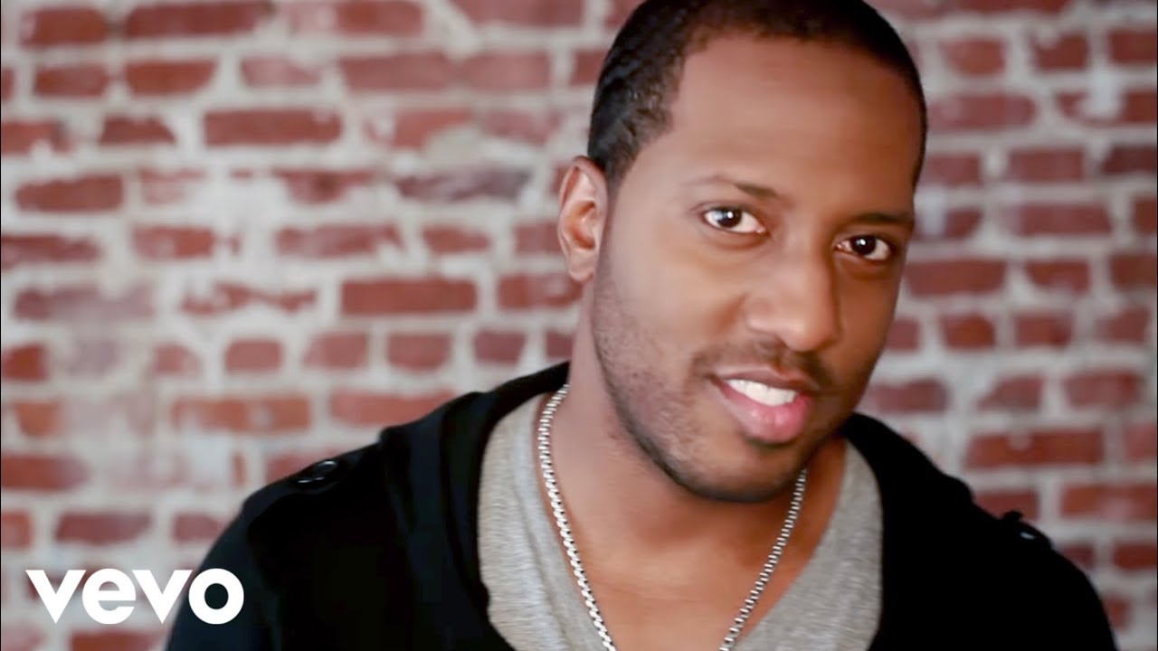 Isaac Carree - In the Middle