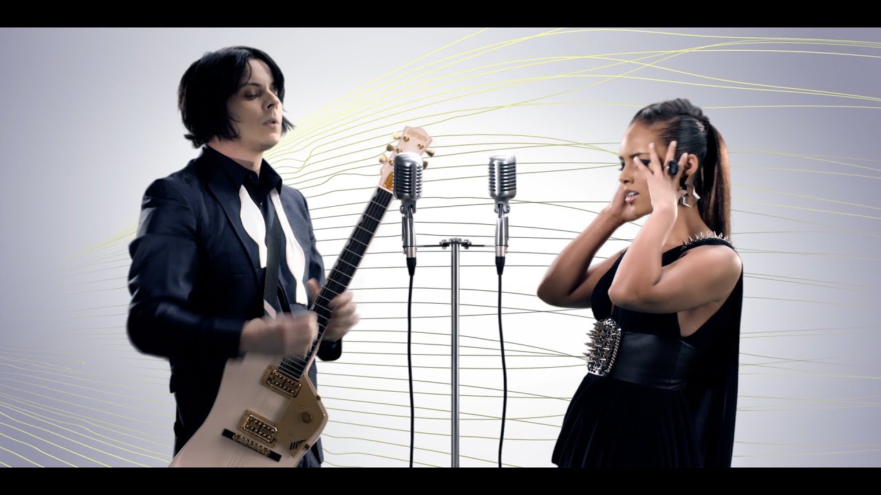 Jack White, Alicia Keys and David Arnold - Another Way to Die