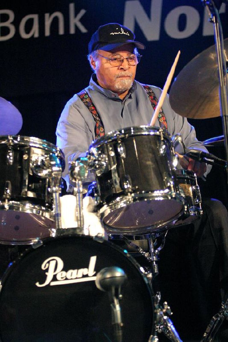 Jimmy Cobb Trio - There is no Greater Love