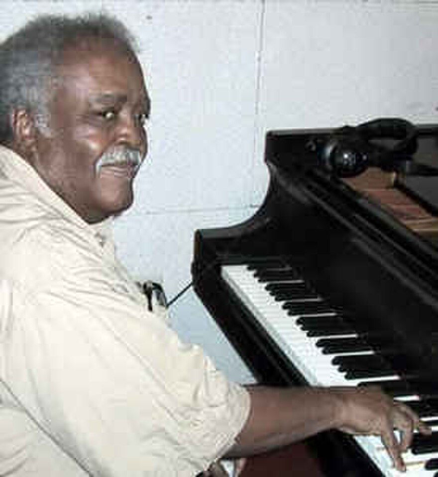 Ray Bryant Trio - Gotta Travel On