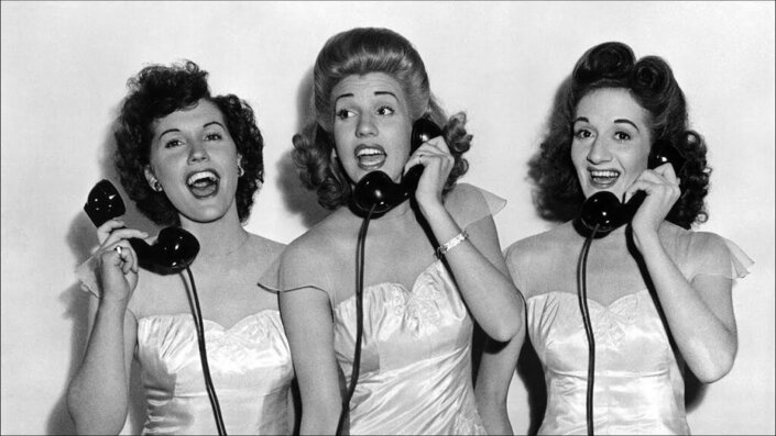 The Andrews Sisters and Mitch Ayers & His Orchestra - Shoo Shoo Baby