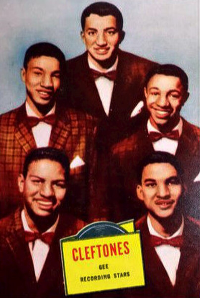 The Cleftones - Happy Memories: The Greatest Recordings of the Cleftones
